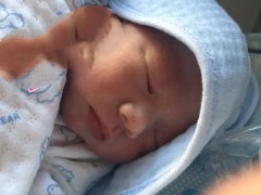 中年母亲惨失爱子，最终试管代妈助孕生子重获希望